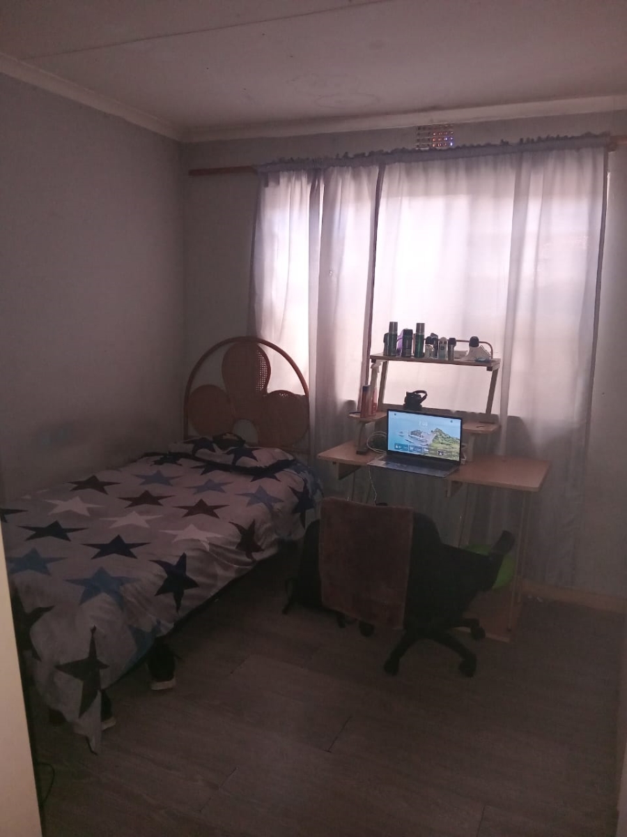 3 Bedroom Property for Sale in Strandfontein Village Western Cape